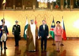 سفير الإمارات يقدم أوراق اعتماده لرئيس الإكوادور 