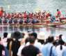 Foreign tourists embrace Chinese culture during Dragon Boat Festival