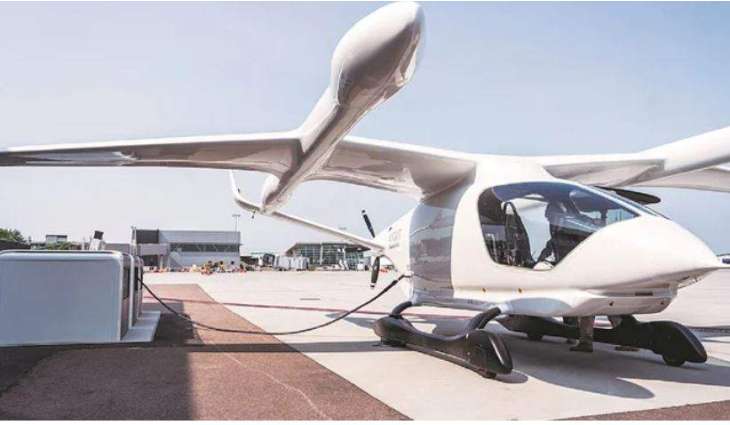 All-electric aircraft completes first passenger flight, lands successfully at JFK