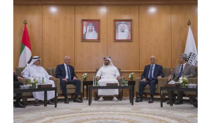 Sultan bin Ahmed chairs UoS Board of Trustees meeting