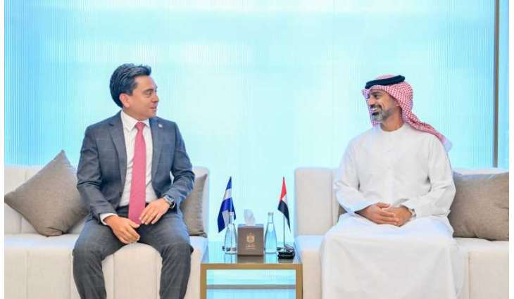 عمار بن حميد وسفير السلفادور يبحثان علاقات التّعاون