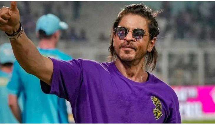 Shah Rukh Khan faces criticism for signing Pakistani cricketers for CPL team