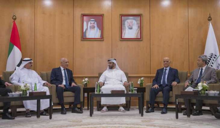 Sultan bin Ahmed chairs UoS Board of Trustees meeting