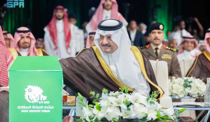 أمير المنطقة الشرقية يدشّن منتدى الصناعة السعودي 2025 ويشهد توقيع اتفاقيات صناعية