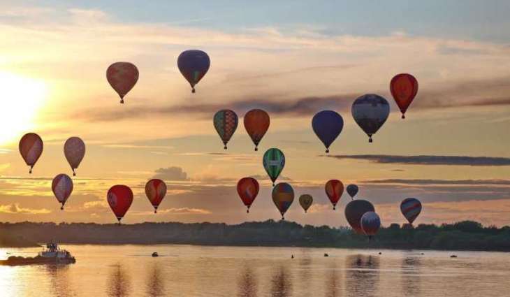 UAE Balloon ascends in Russian skies