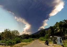Volcanic eruption disrupts flights in Indonesia