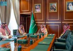 نائب أمير حائل يستقبل مدير فرع البريد السعودي بالمنطقة