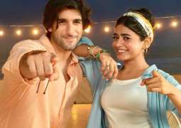 Glamour Meets Tech: Sehar and Shuja Reunite for the OPPO Reno14 Series Launch