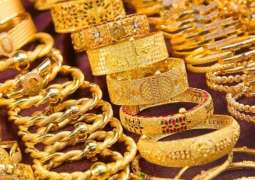 Gold prices decline by Rs2,000 per tola in Pakistan