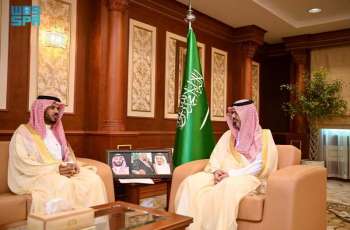 نائب أمير جازان يتسلّم التقرير الشامل لأداء 