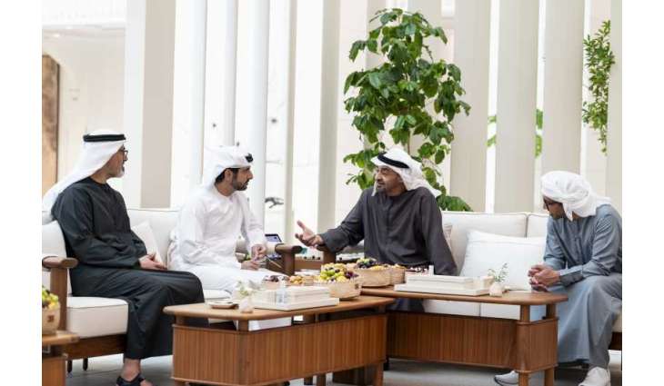 UAE President receives Sheikh Hamdan bin Mohammed