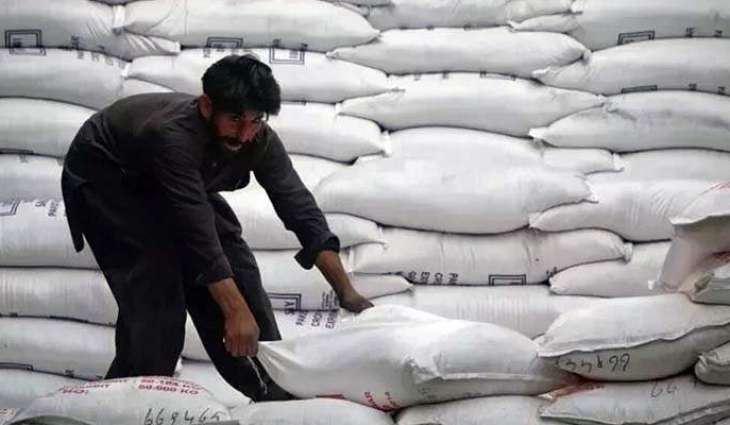 Govt withdraws sugar import tender after IMF rejects tax exemption