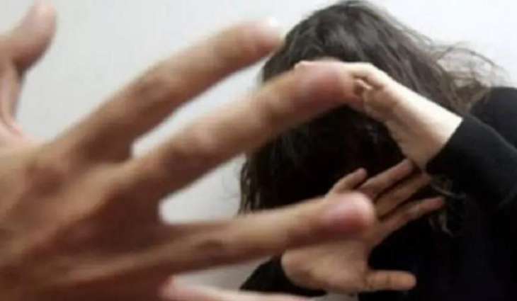 القبض علی ثلاثة أشخاص بتھمة اغتصاب فتاة داخل شقة بمصر