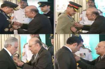 President Zardari confers top civil and military awards on Independence Day 