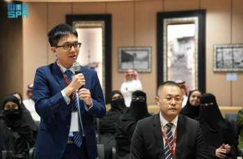 Chinese Delegation Visits King Abdulaziz Public Library in Riyadh