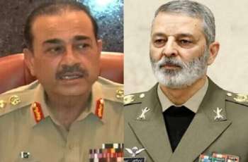 رئیس أرکان الجیش الجنرال عاصم منیر یتلقی اتصالا ھاتفیا من نظیرہ الایراني