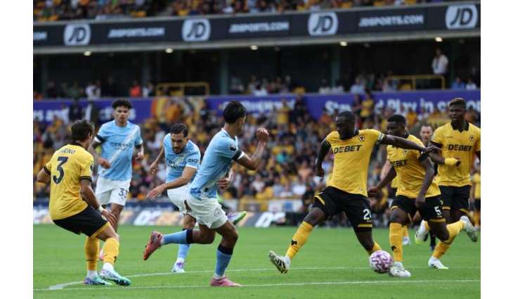 Premier League: City 4-0 Wolves; Tottenham 3-0 Burnley