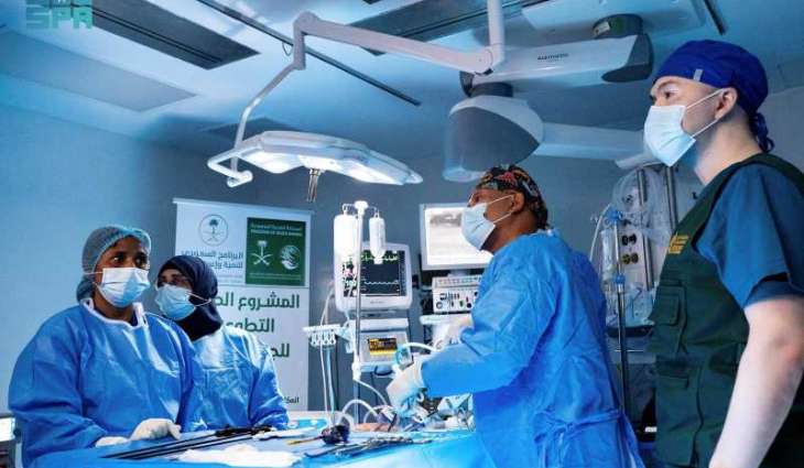 مركز الملك سلمان للإغاثة ينفذ المشروع الطبي التطوعي للجراحة العامة في محافظة عدن