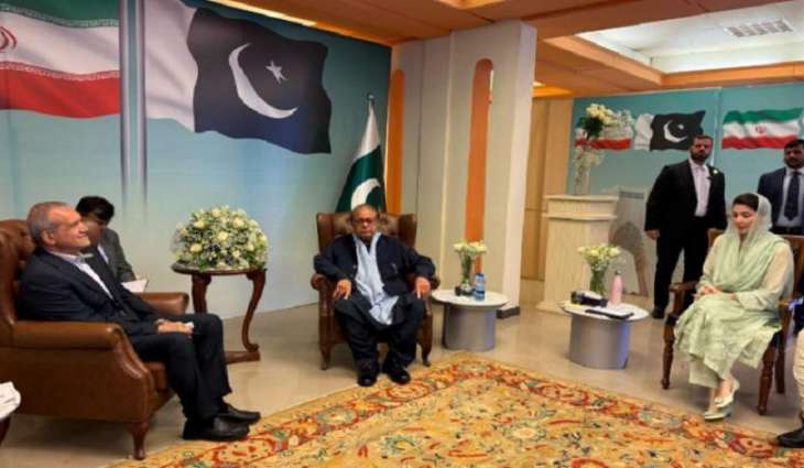 رئیس الوزراء السابق نواز شریف یستقبل الرئیس الایراني مسعود بزشکیان