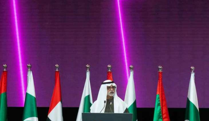 نهيان بن مبارك يشارك أبناء الجالية الباكستانية  في الإمارات الاحتفال بـ