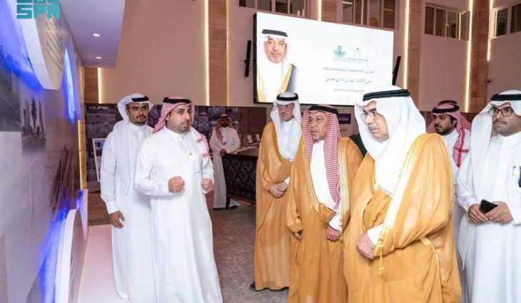 نائب وزير البلديات والإسكان يطلع على جهود أمانة الشرقية في تعزيز الهوية العمرانية