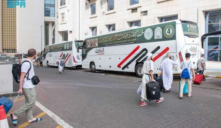 Participants in King Abdulaziz International Competition Head to Madinah