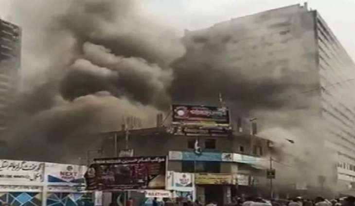 مقتل أربعة أشخاص اثر انفجار مستودع ألعاب ناریة في مدینة کراتشي