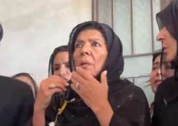 Egg threw at Aleema Khan during press talk outside Adiala jail