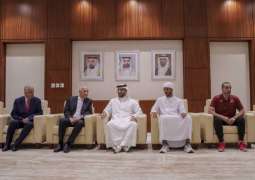 سلطان بن أحمد القاسمي يلتقي فريق جامعة الشارقة المشارك في مونديال الجامعات