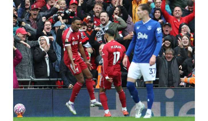 Liverpool defeat Everton to extend Premier League lead