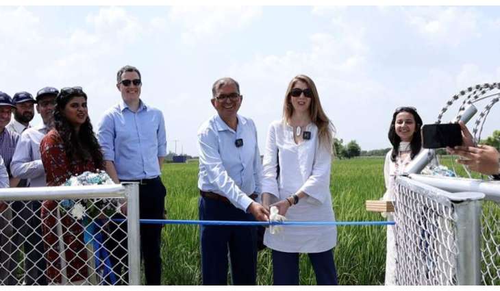 British High Commissioner visits UK-Pakistan Partnership Driving Climate-Smart Farming in Okara