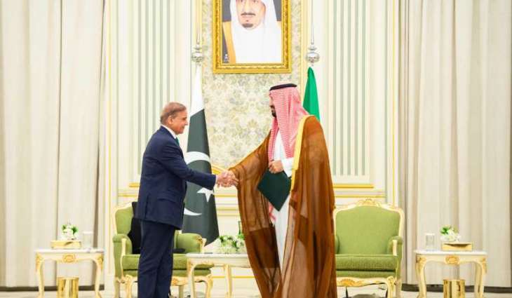 Saudi Arabia, Pakistan sign strategic defence pact