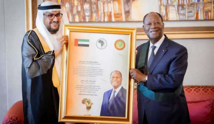 رئيس كوت ديفوار يتسلم وسام الجائزة الإفريقية لتعزيز السلم لعام 2025