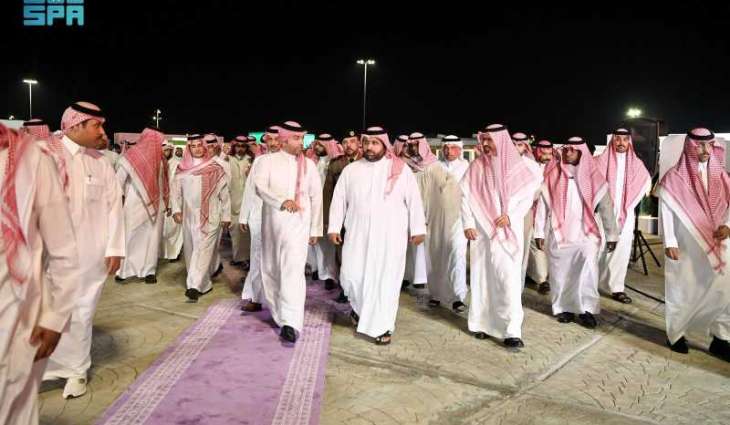 أمير جازان ونائبه يزوران معرض نموذج الرعاية الصحية السعودي