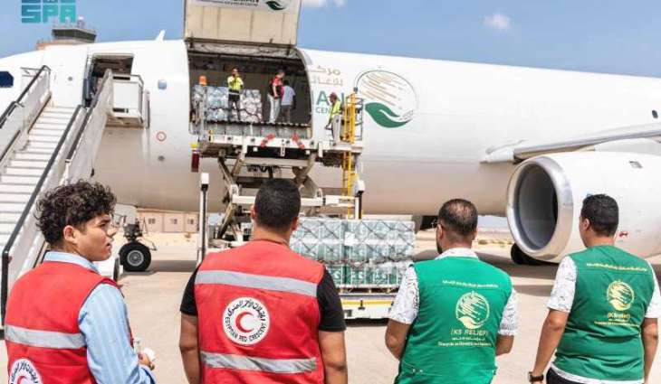 وصول الطائرة الإغاثية السعودية الـ65 لإغاثة الشعب الفلسطيني في قطاع غزة التي يسيّرها مركز الملك سلمان للإغاثة