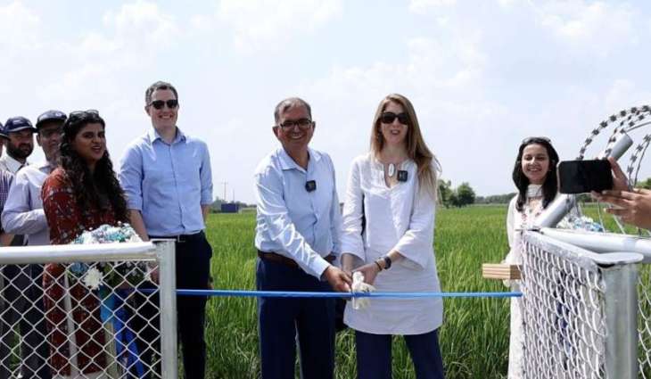 British High Commissioner visits UK-Pakistan Partnership Driving Climate-Smart Farming in Okara