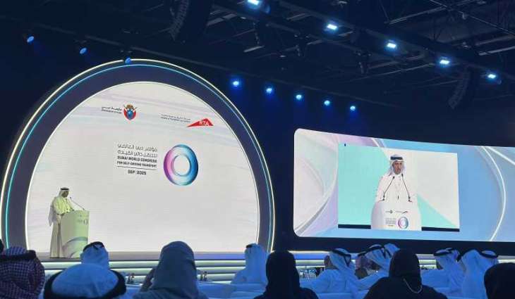 وزير المواصلات البحريني يشيد بريادة دبي في النقل الذكي