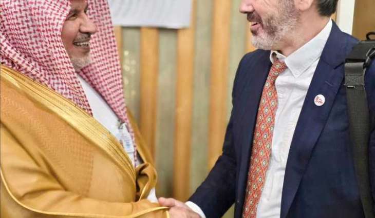 المشرف على مركز الملك سلمان للإغاثة يلتقي الرئيس الدولي لمنظمة أطباء بلا حدود
