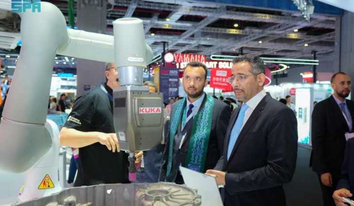 Industry Minister Secures Agreements at Shanghai Fair to Localize Aviation Industry