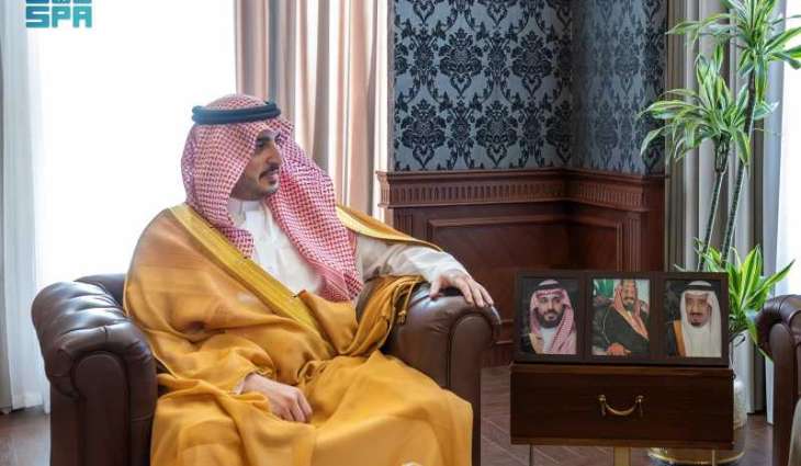 أمير الجوف يستقبل مدير شرطة المنطقة بمناسبة انتهاء فترة تكليفه