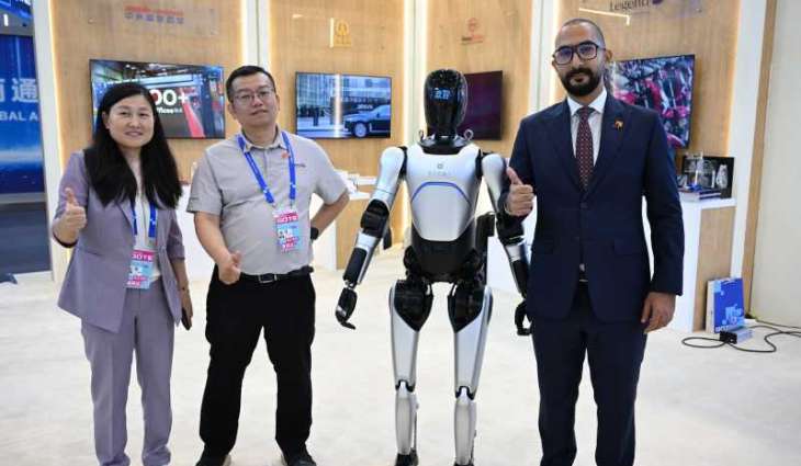 UAE highlights AI innovation with multi-tasking robot in China