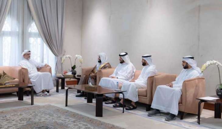 ولي عهد الشارقة يستقبل القارئ رعد الكردي