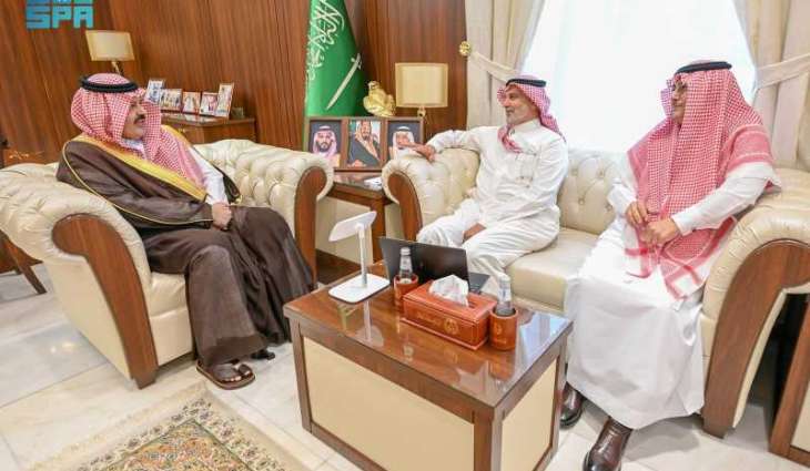 أمير حائل يؤكد أهمية المبادرات التي تدعم الحراك الرياضي والسياحي بالمنطقة
