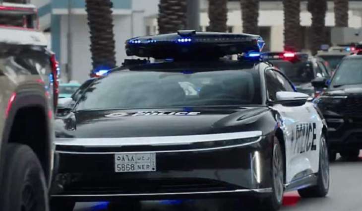القبض علی سبعة أشخاص بتھمة اعتداء علی حدث في السعودیة