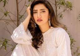 Mahira Khan Expresses Sorrow Over Karachi’s Deteriorating Condition