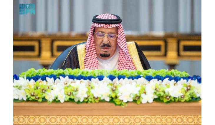 خادم الحرمين الشريفين يرأس جلسة مجلس الوزراء