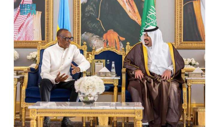 رئيس جمهورية رواندا يصل إلى الرياض وفي مقدمة مستقبليه نائب أمير المنطقة