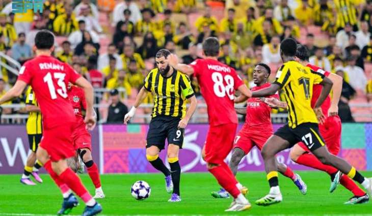 شباب الأهلي الإماراتي يتغلّب على مضيفه الاتحاد السعودي بهدف دون رد