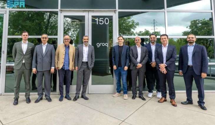 Communications Minister Meets Groq CEO to Boost AI and High-Performance Computing