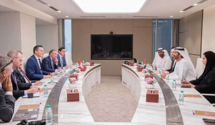 الإمارات وكندا تبحثان فرص تنمية الشراكات الاقتصادية في مجالات الذكاء الاصطناعي والتكنولوجيا المتقدمة